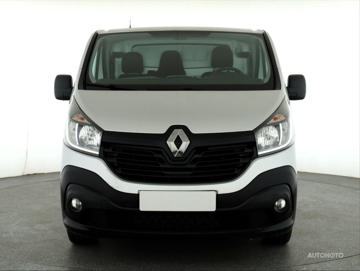 Renault Trafic, 2018 - pohled č. 2