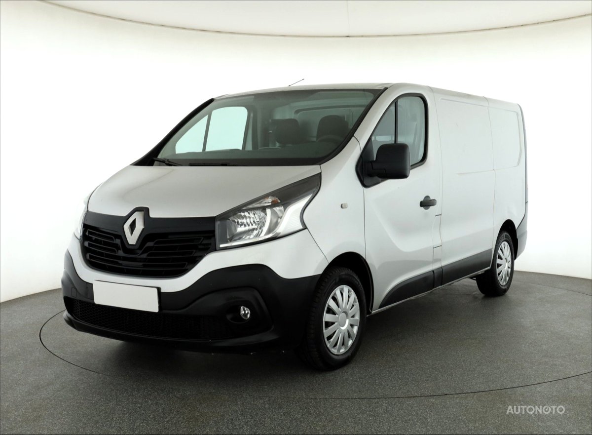 Renault Trafic, 2018 - pohled č. 3