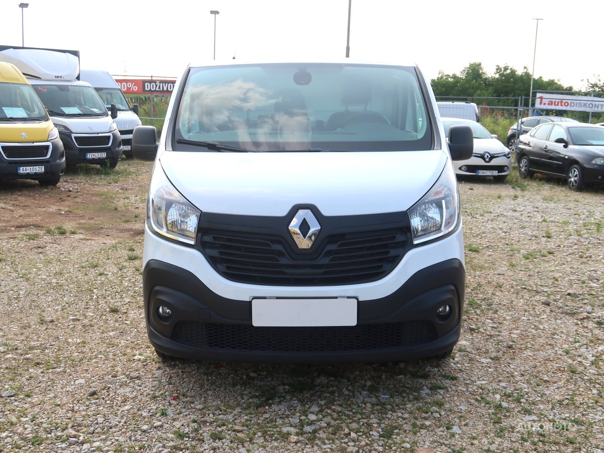 Renault Trafic, 2018 - pohled č. 2
