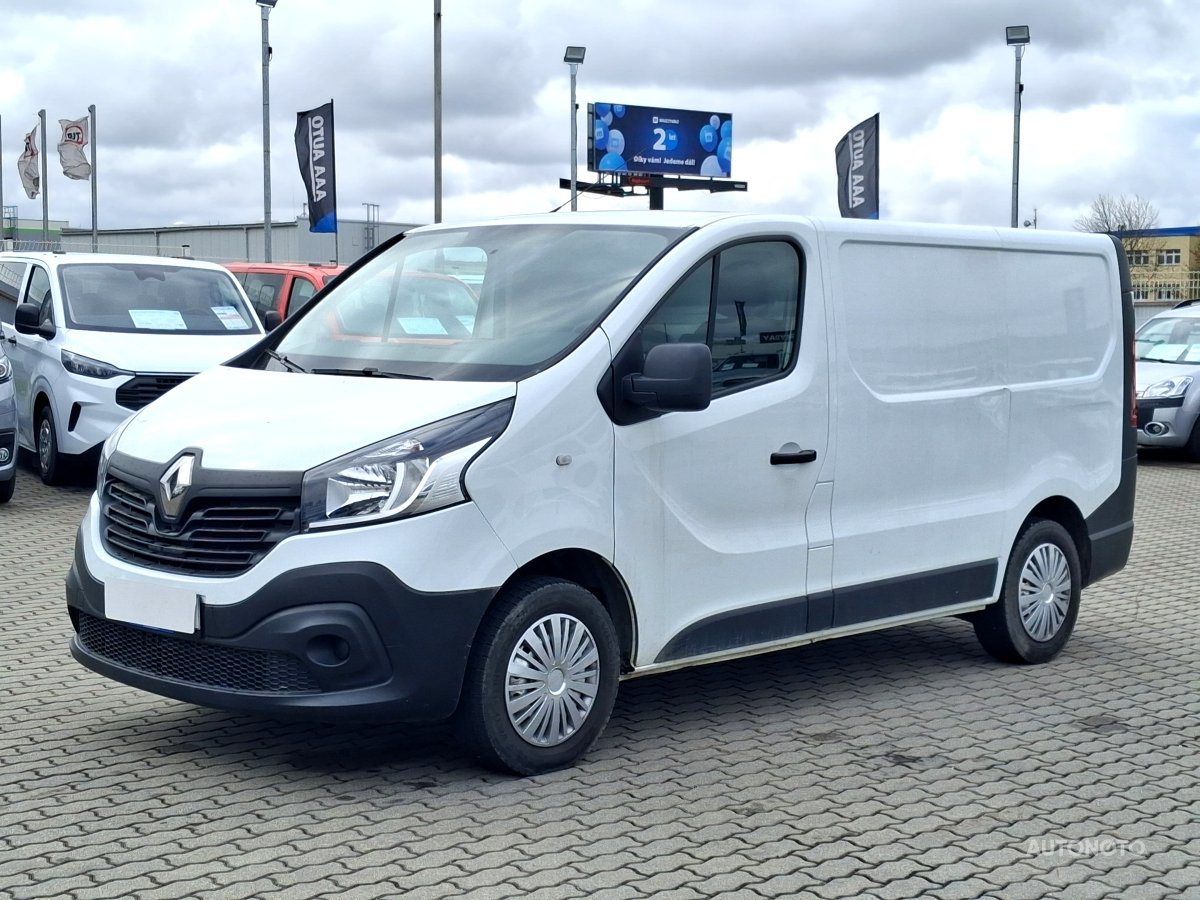 Renault Trafic, 2017 - pohled č. 3