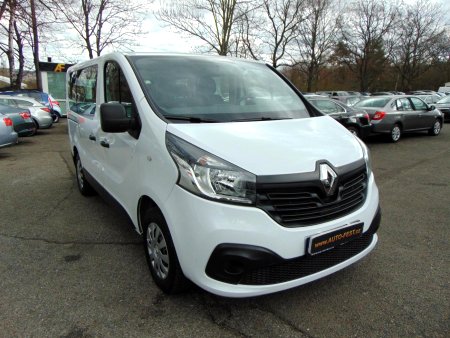 Renault Trafic, 2016 - pohled č. 3