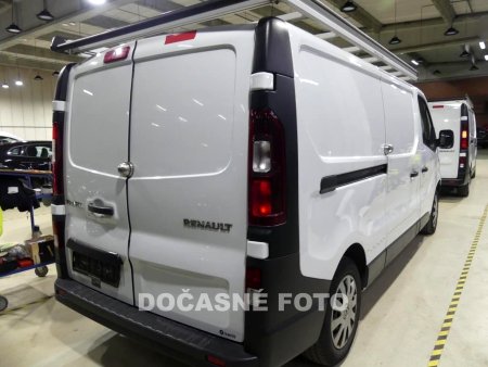 Renault Trafic, 2016 - pohled č. 2