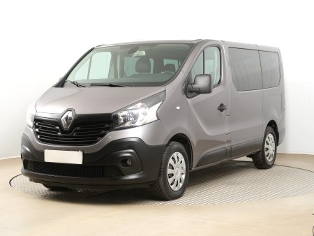 Renault Trafic, 2018 - pohled č. 3