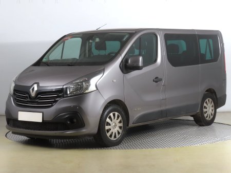 Renault Trafic, 2017 - pohled č. 3
