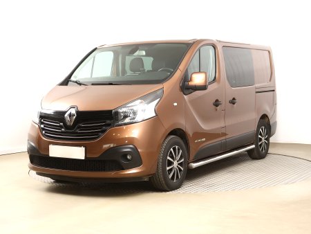 Renault Trafic, 2016 - pohled č. 3