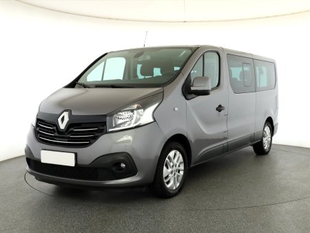 Renault Trafic, 2018 - pohled č. 3