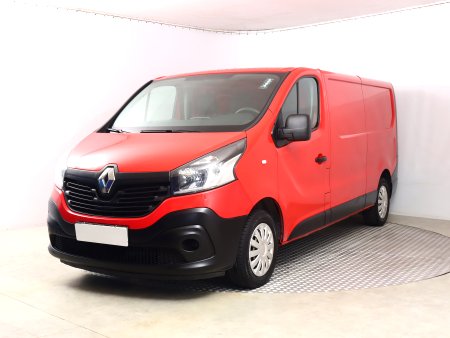 Renault Trafic, 2017 - pohled č. 3