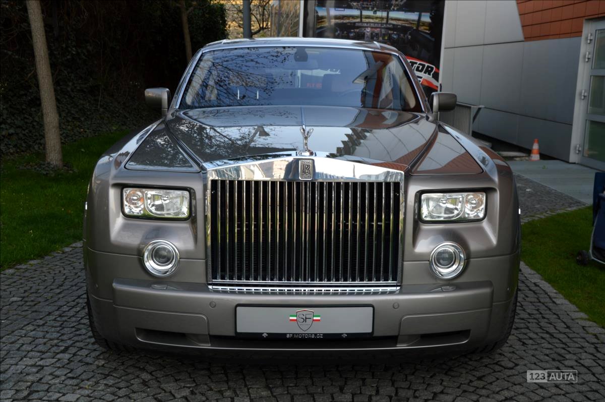Rolls Royce Phantom, 2007 - pohled č. 2