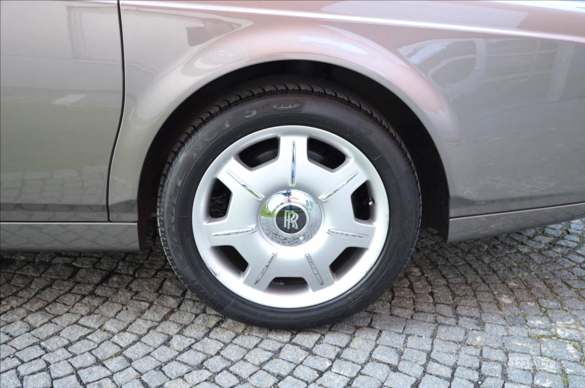 Rolls Royce Phantom, 2007 - pohled č. 5