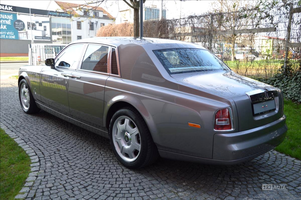 Rolls Royce Phantom, 2007 - pohled č. 6