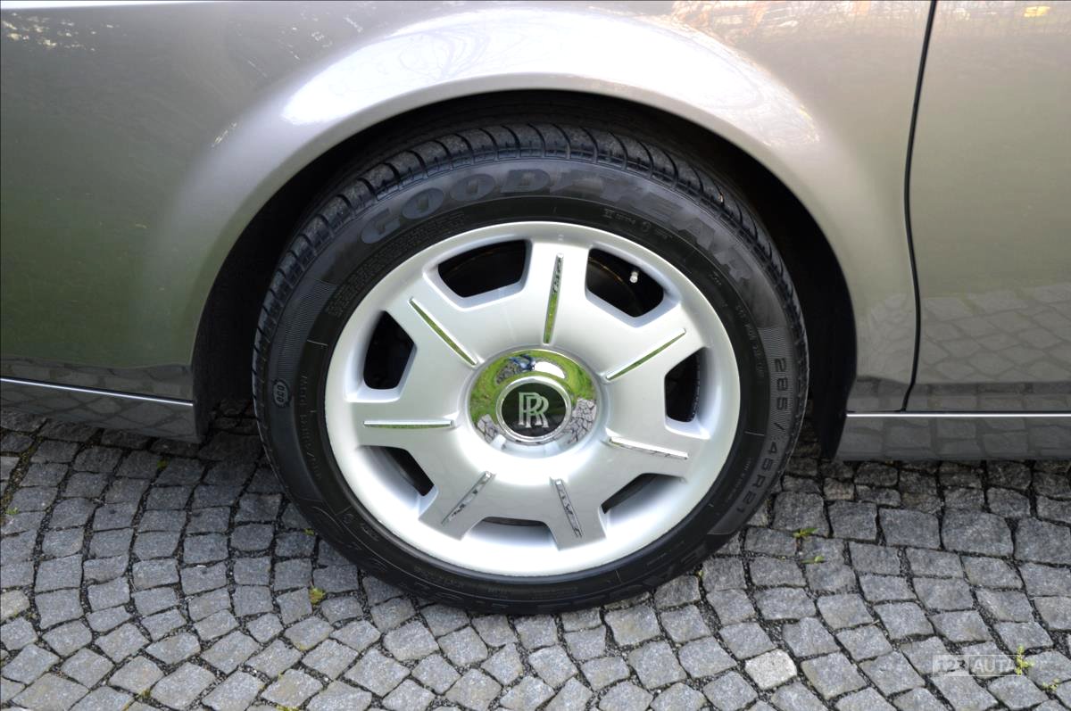 Rolls Royce Phantom, 2007 - pohled č. 9