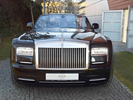 Rolls Royce Phantom, 2016 - pohled č. 2