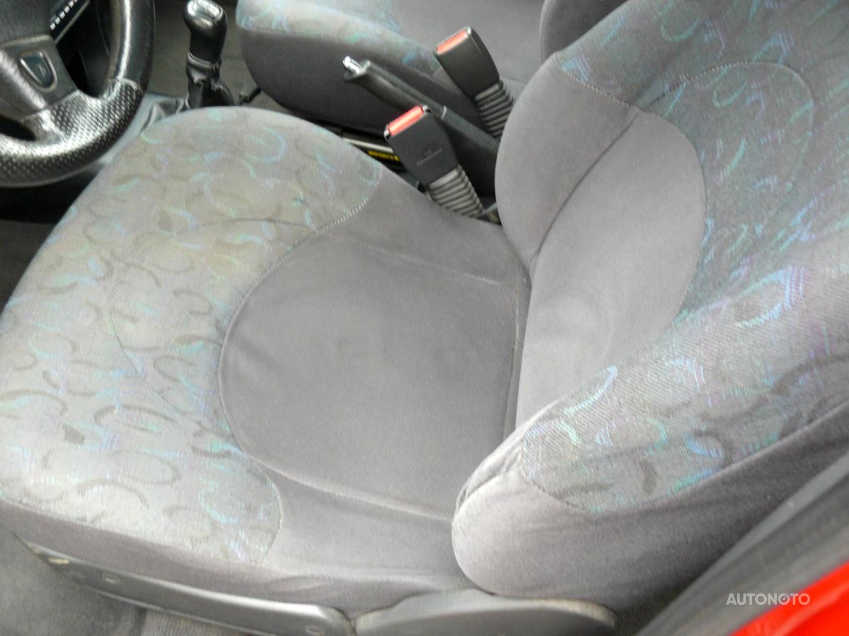 Rover 214, 1997 - pohled č. 9