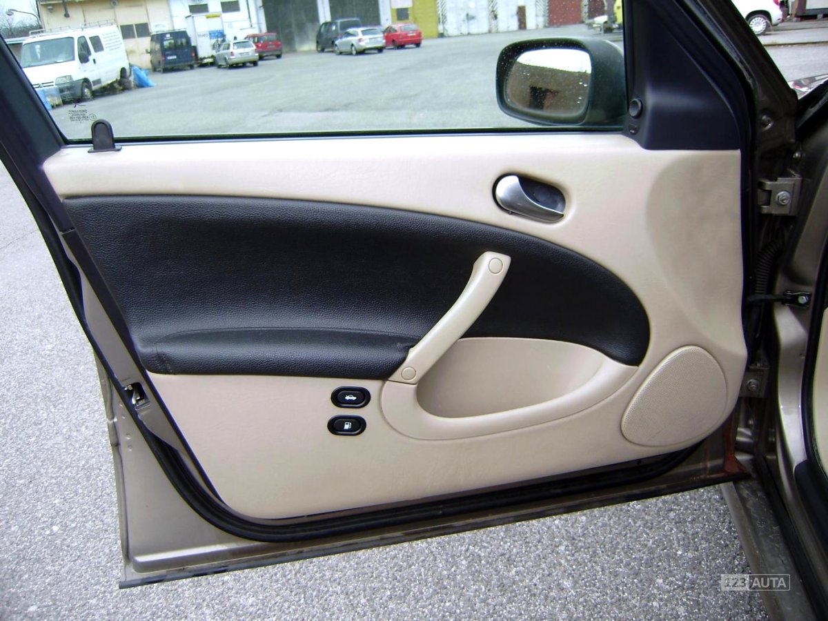 Saab 9-5, 2003 - pohled č. 12