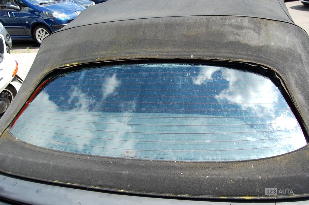 Saab 900, 1996 - pohled č. 15