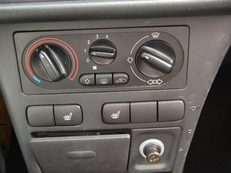 Saab 900, 1996 - pohled č. 11