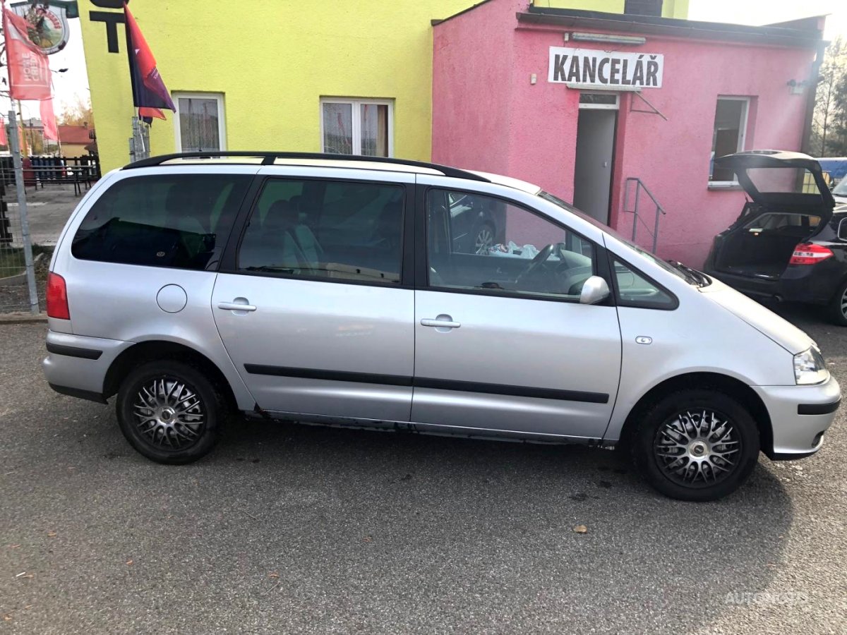 Seat Alhambra 1,9 TDI, 2005 - pohled č. 4