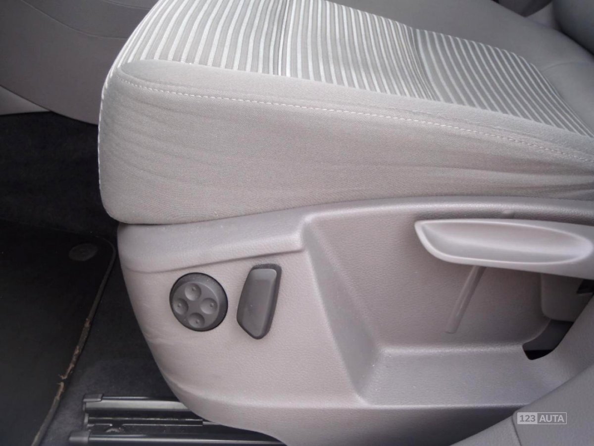 Seat Alhambra, 2014 - pohled č. 23