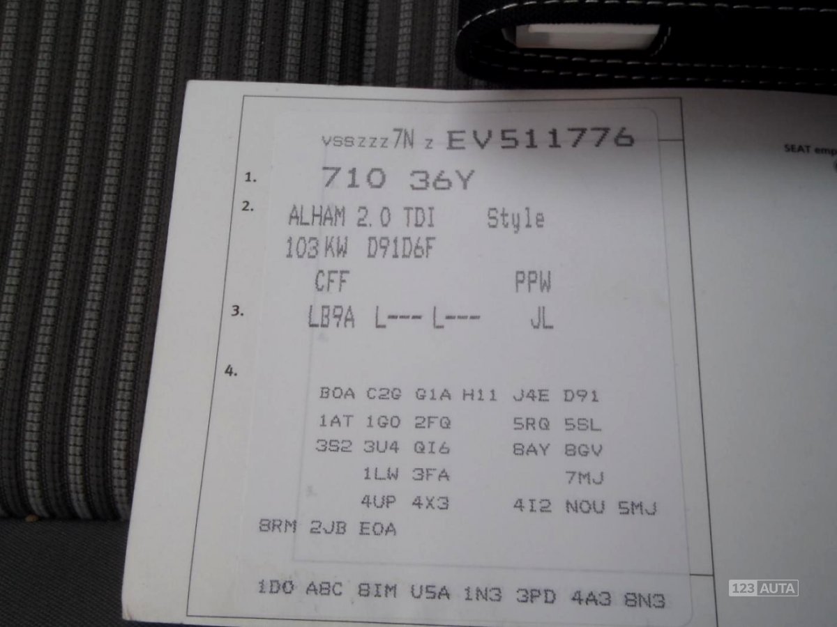 Seat Alhambra, 2014 - pohled č. 25