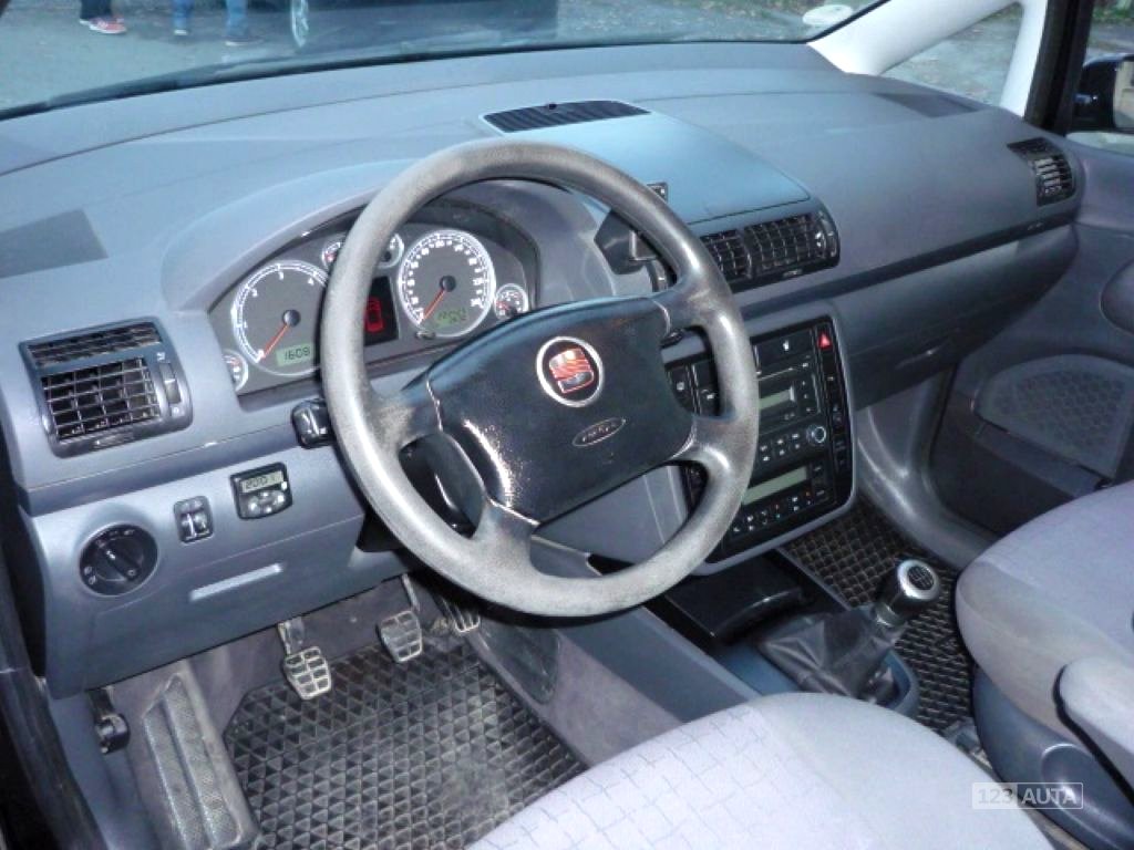 Seat Alhambra, 2006 - pohled č. 11