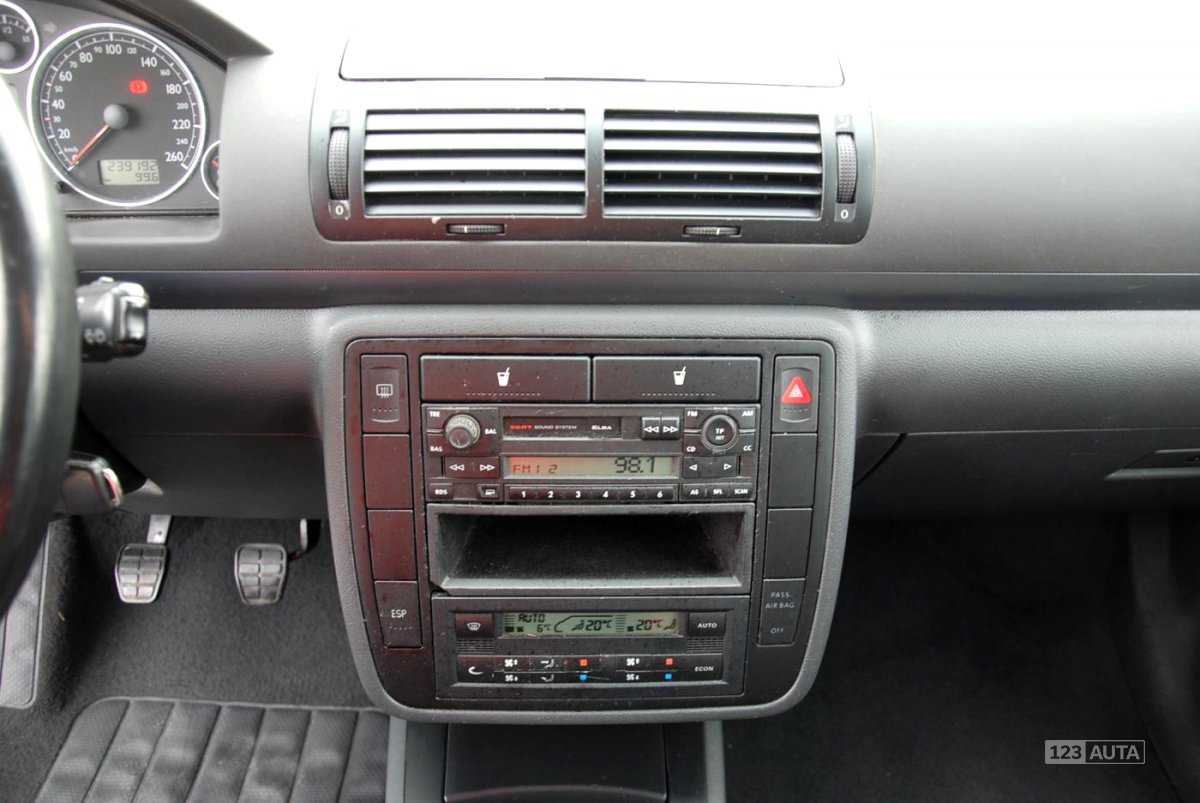 Seat Alhambra, 2007 - pohled č. 12