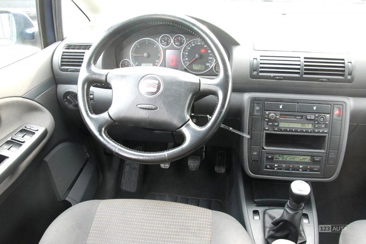 Seat Alhambra, 2007 - pohled č. 5