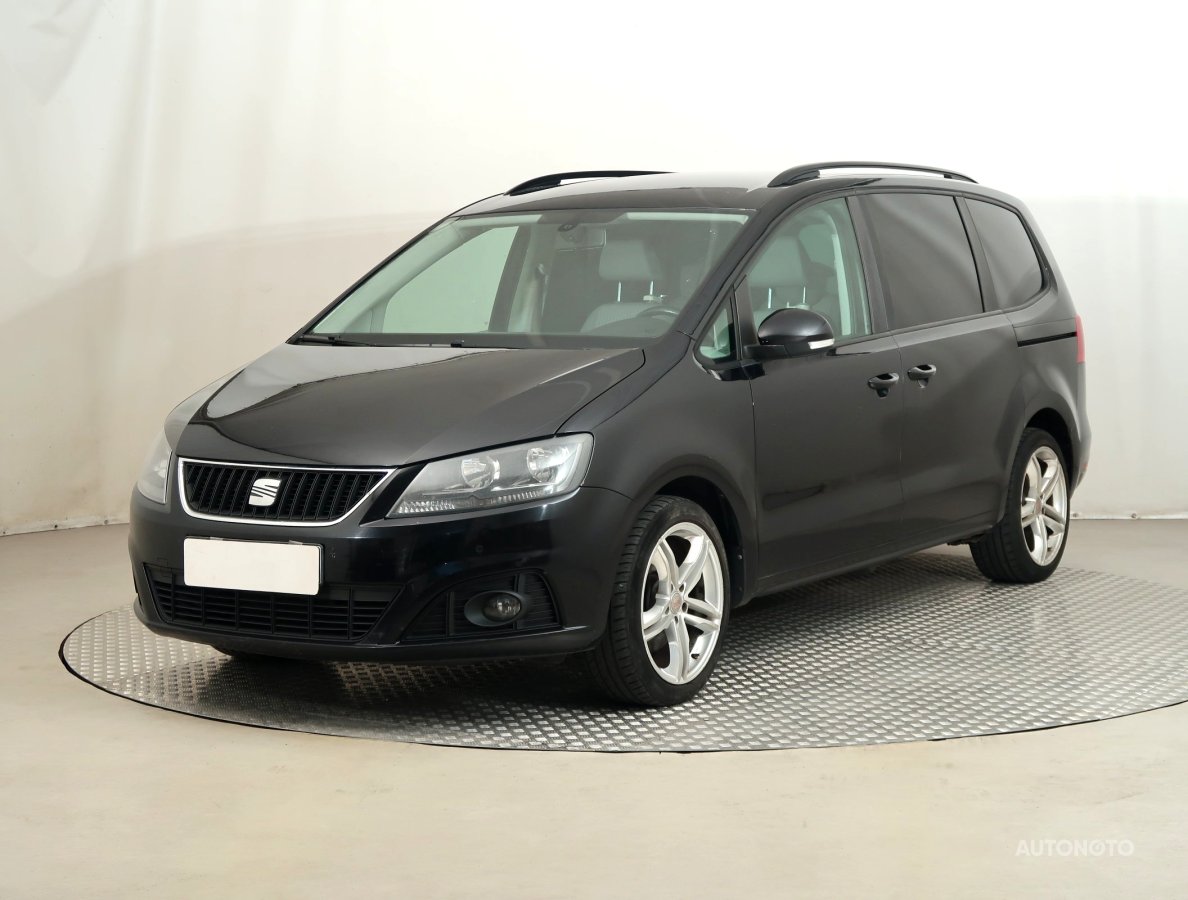 Seat Alhambra, 2011 - pohled č. 3