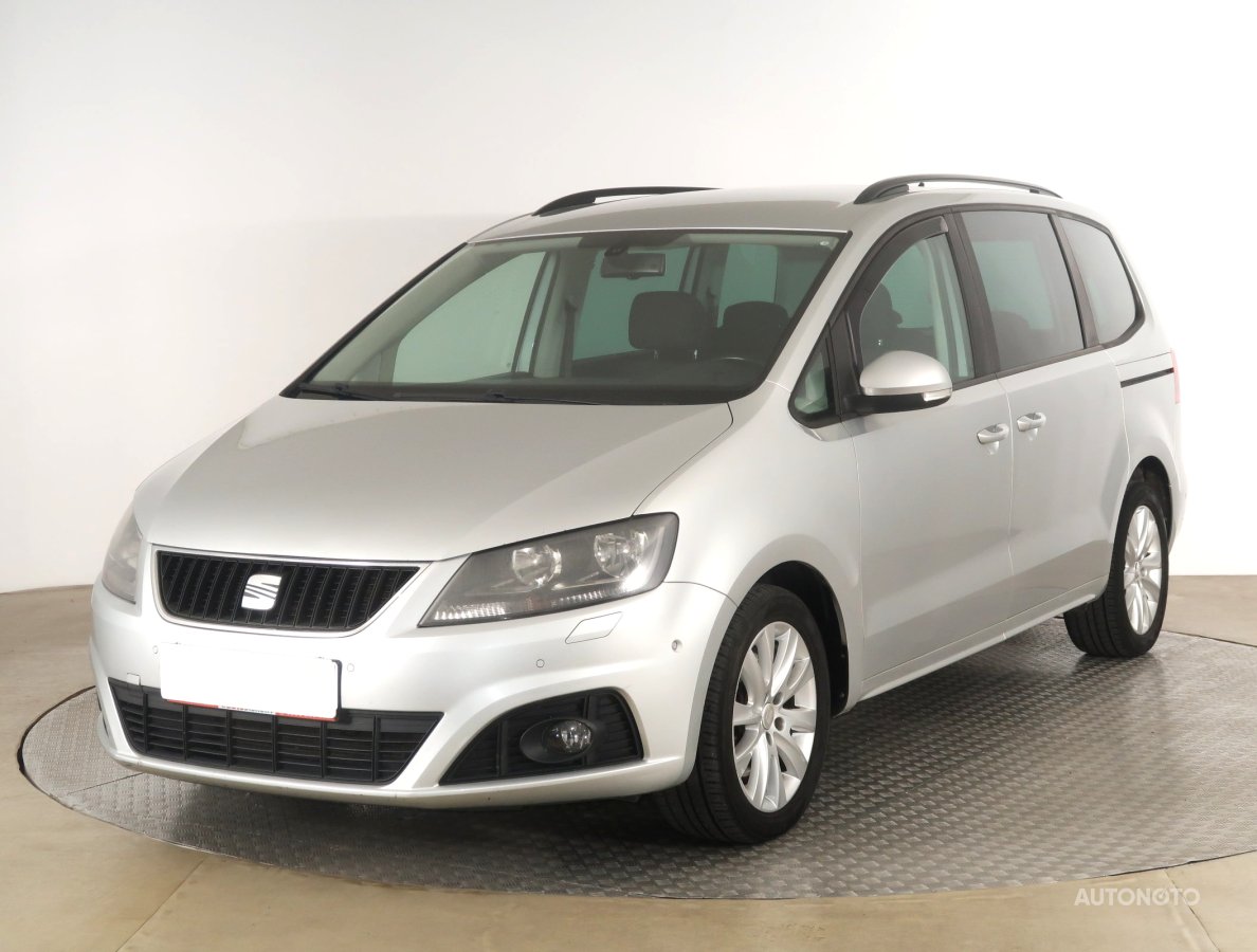 Seat Alhambra, 2013 - pohled č. 3