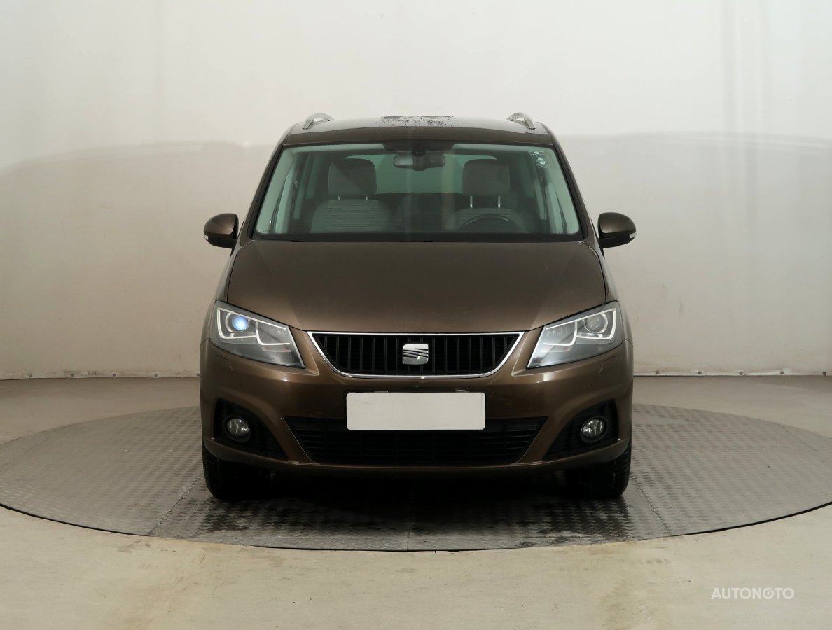 Seat Alhambra, 2013 - pohled č. 2