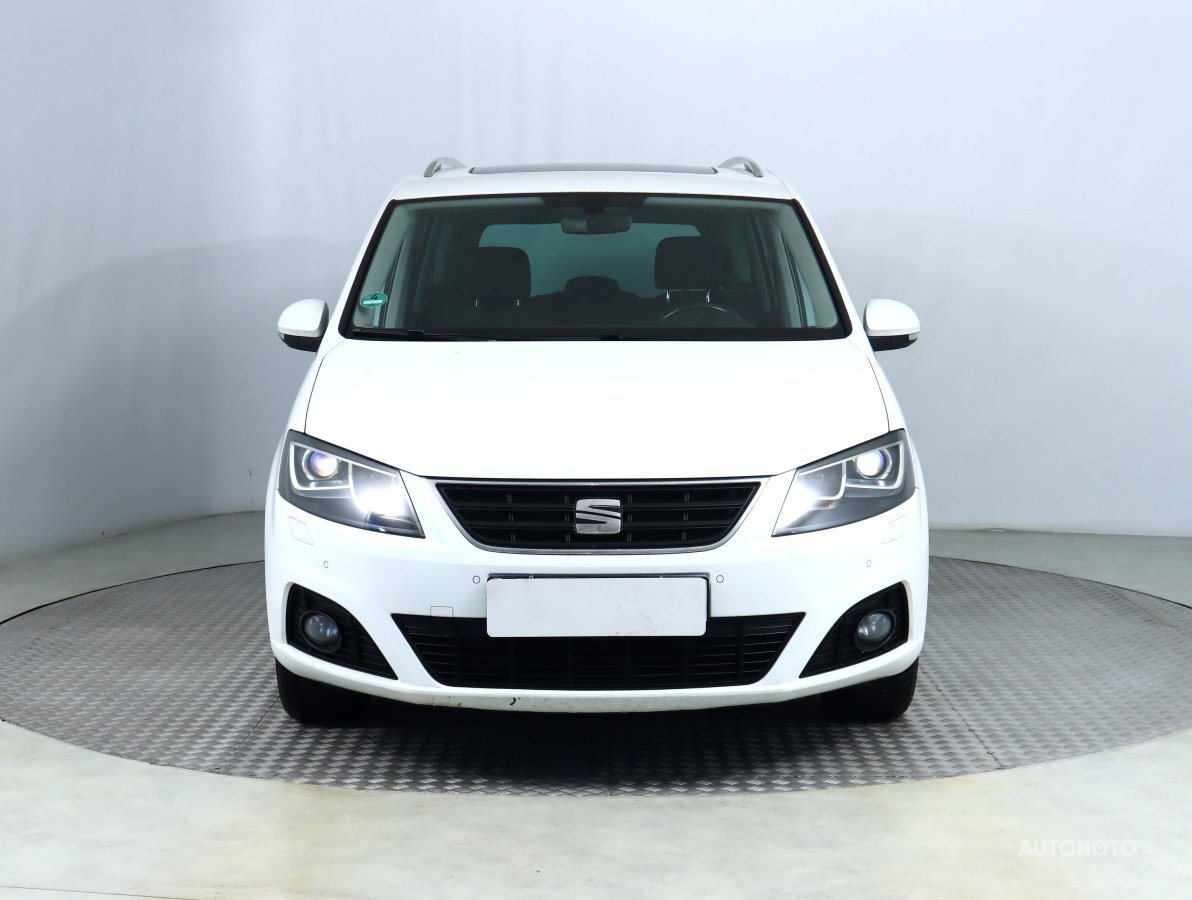 Seat Alhambra, 2015 - pohled č. 2