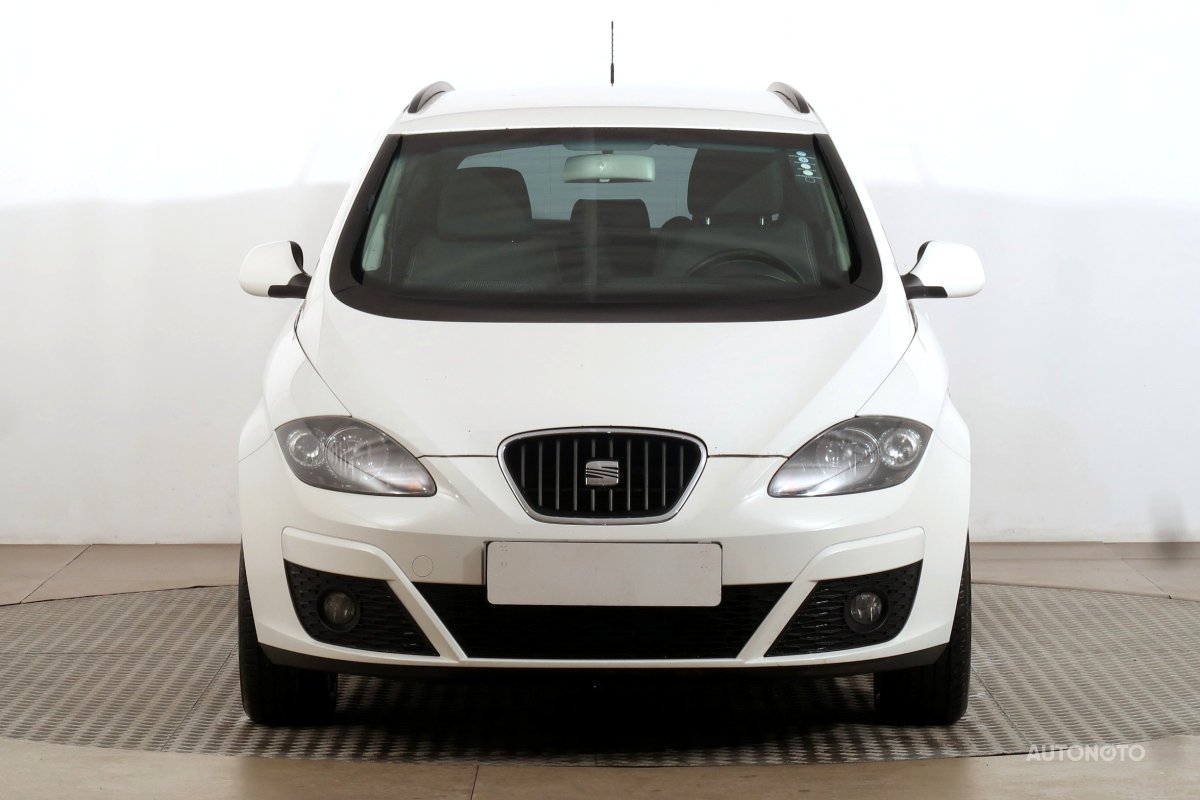 Seat Altea XL, 2011 - pohled č. 2