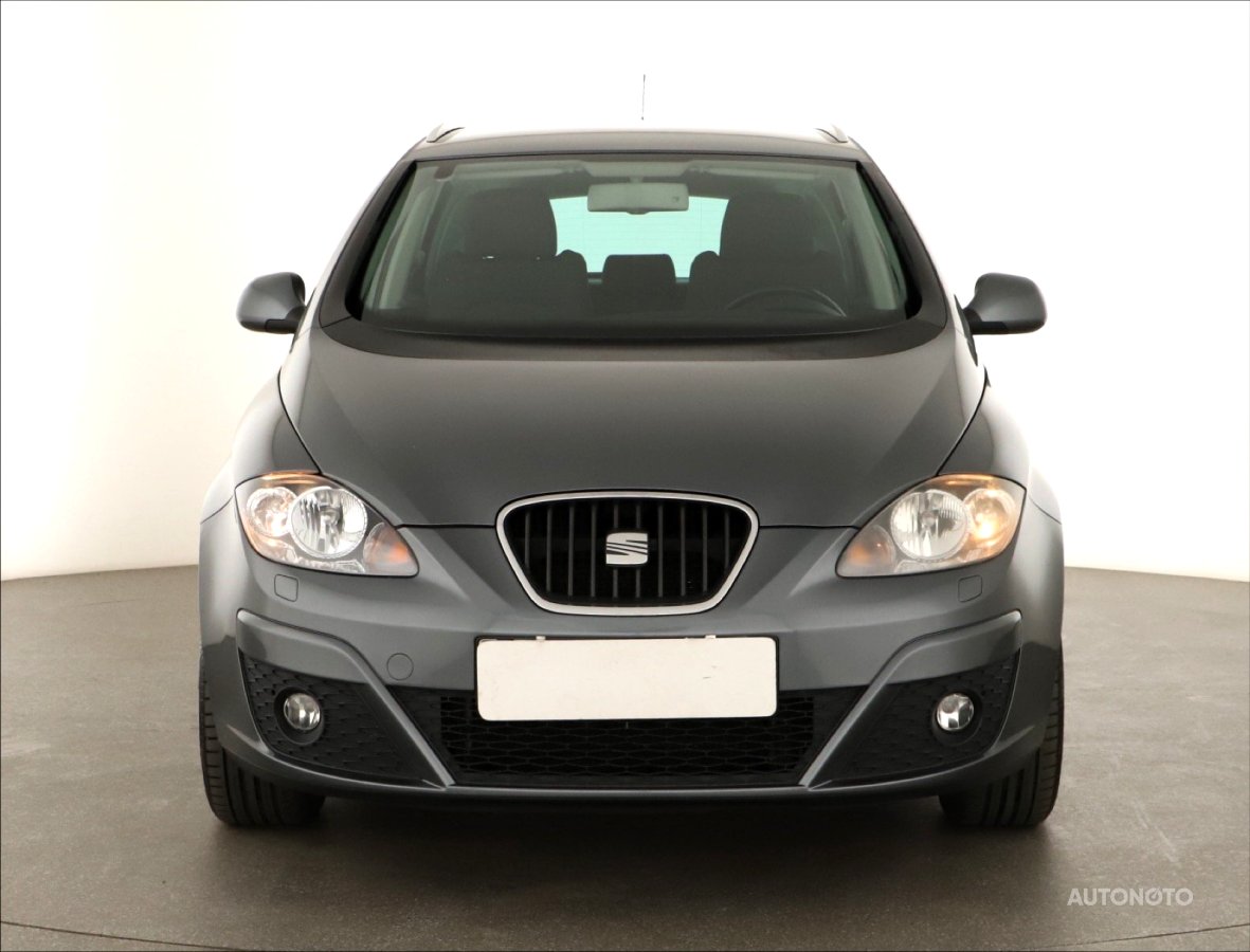 Seat Altea XL, 2012 - pohled č. 2