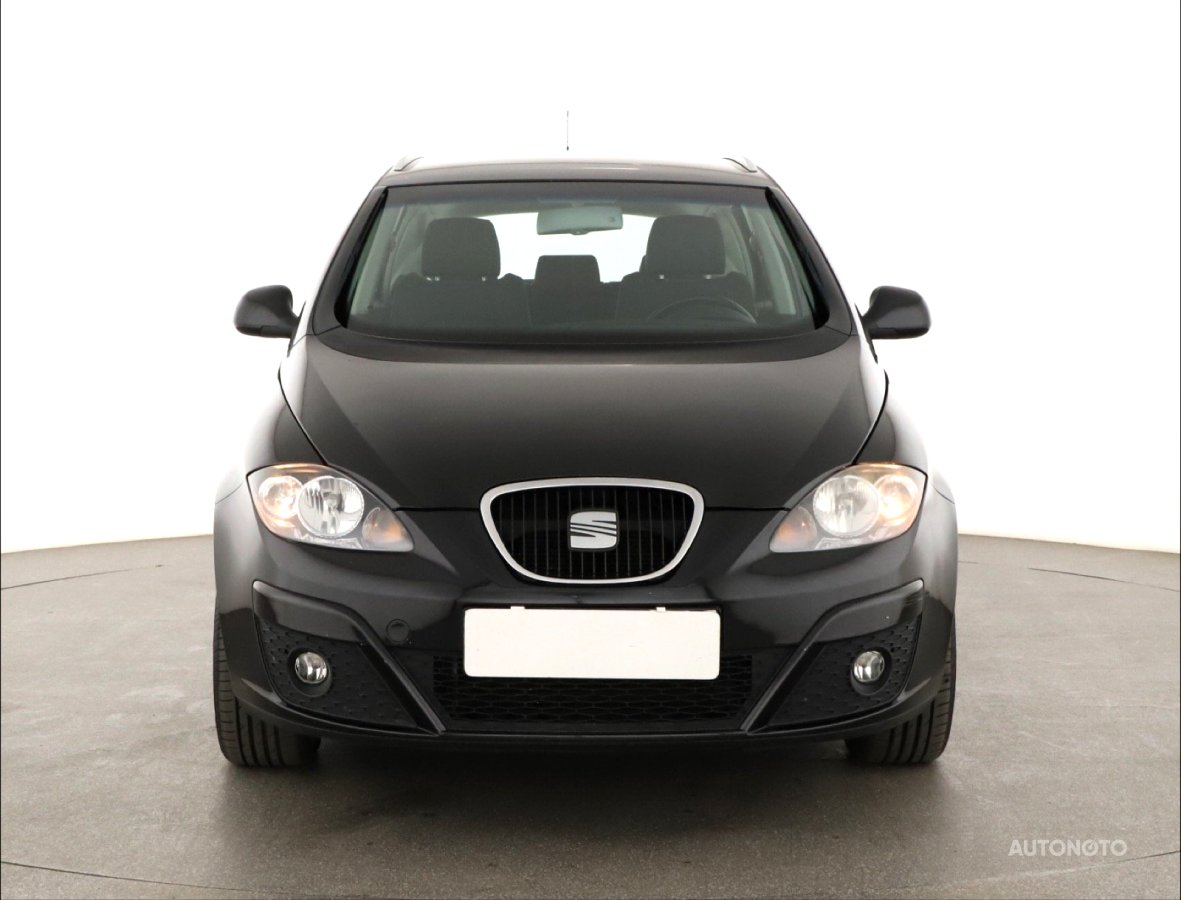 Seat Altea XL, 2013 - pohled č. 2