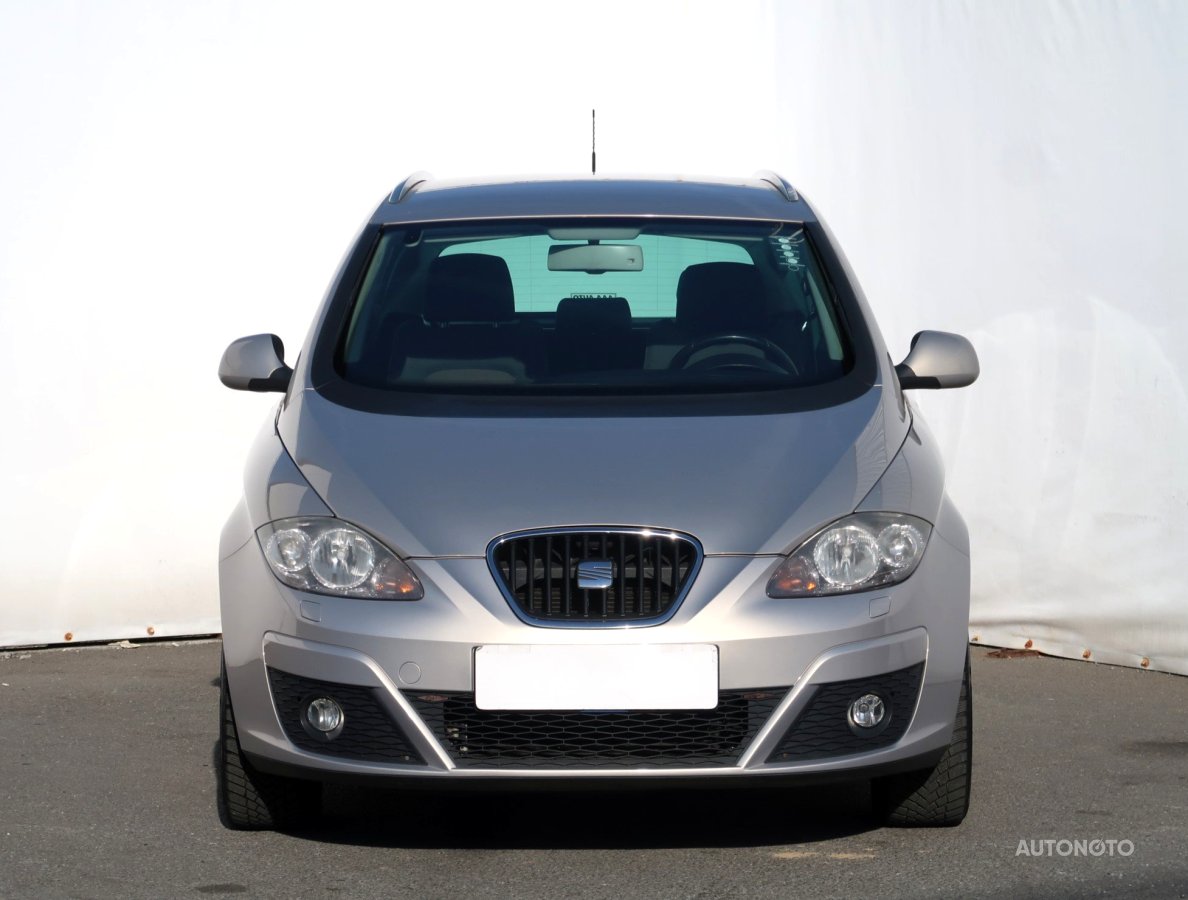 Seat Altea XL, 2011 - pohled č. 2