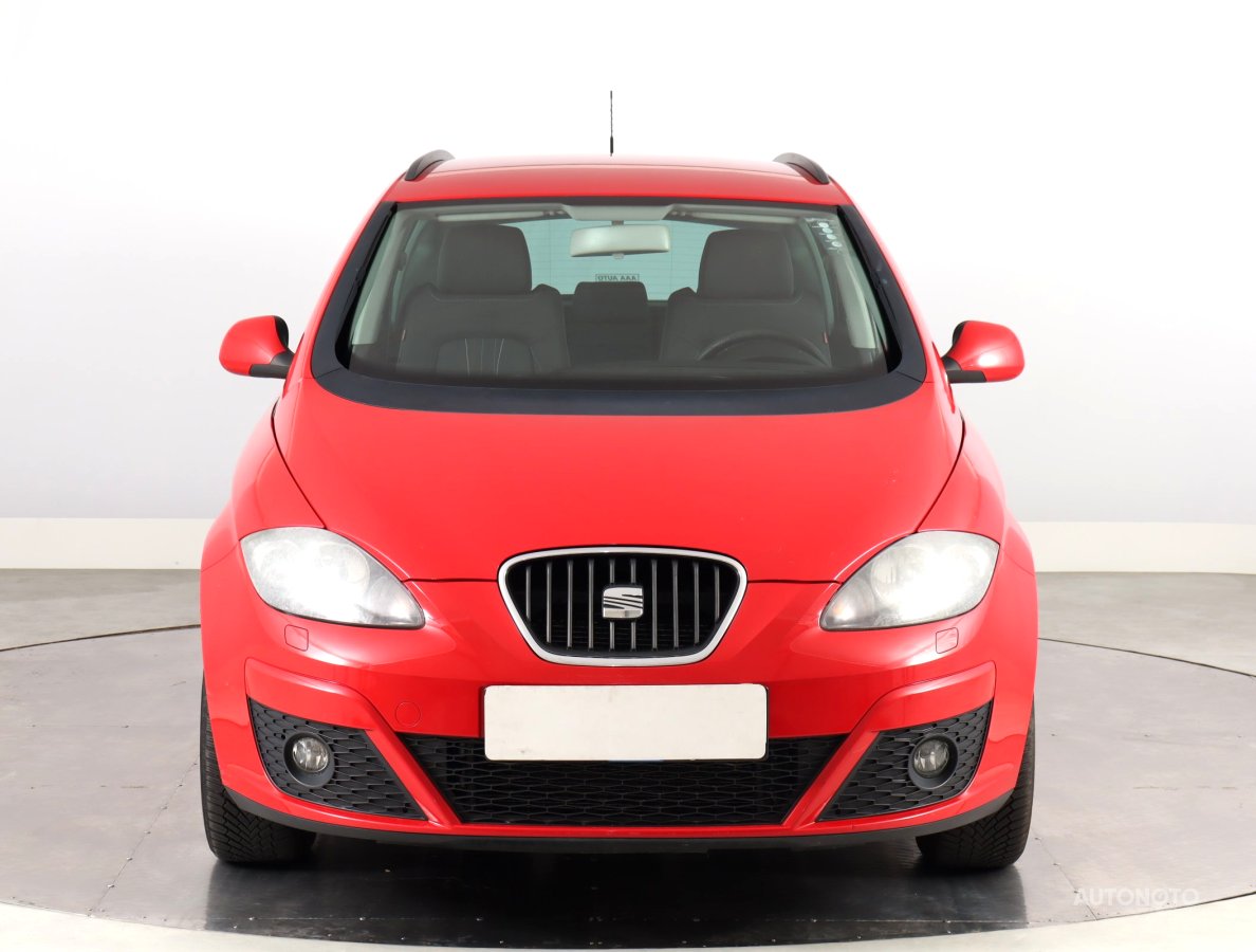 Seat Altea XL, 2012 - pohled č. 2