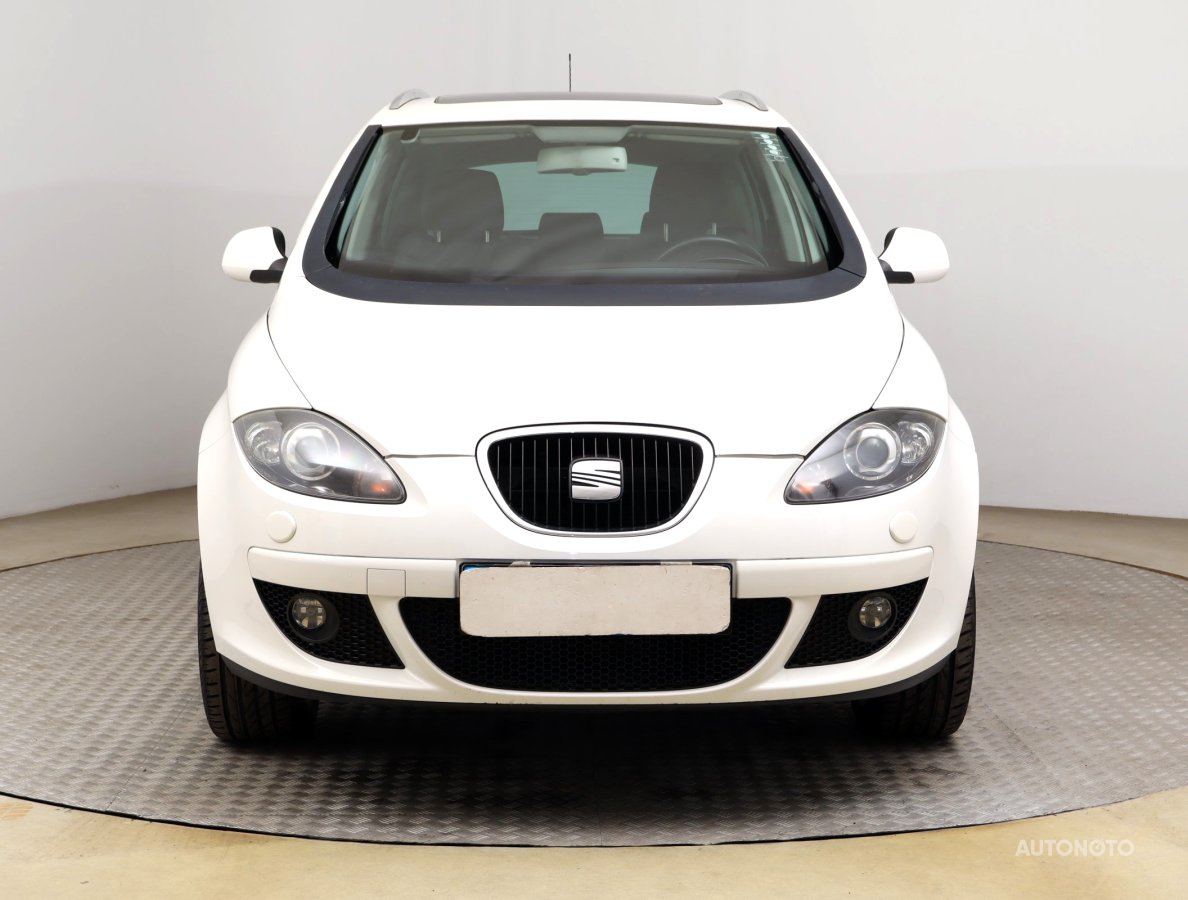 Seat Altea XL, 2009 - pohled č. 2