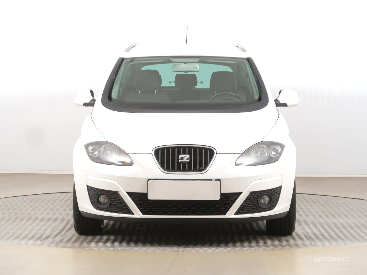 Seat Altea XL, 2012 - pohled č. 2