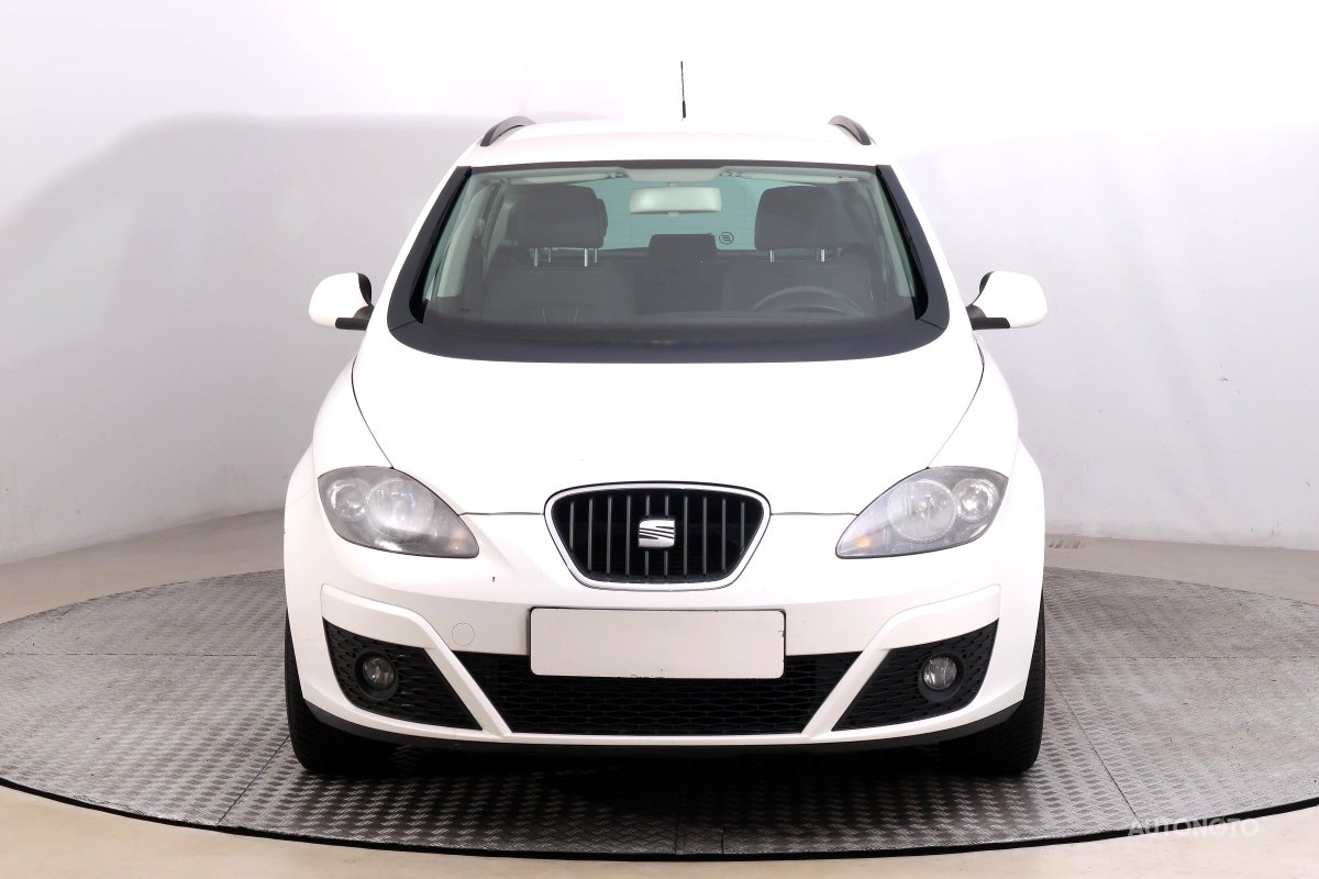 Seat Altea XL, 2011 - pohled č. 2