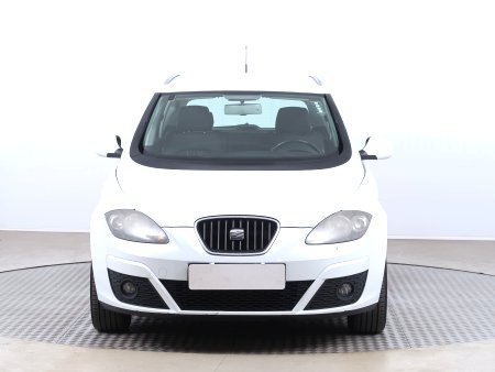 Seat Altea XL, 2012 - pohled č. 2