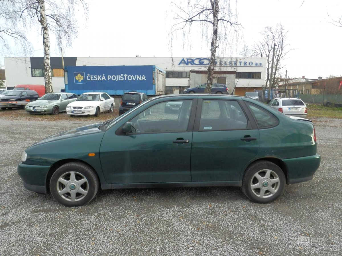 Seat Cordoba, 1998 - pohled č. 6