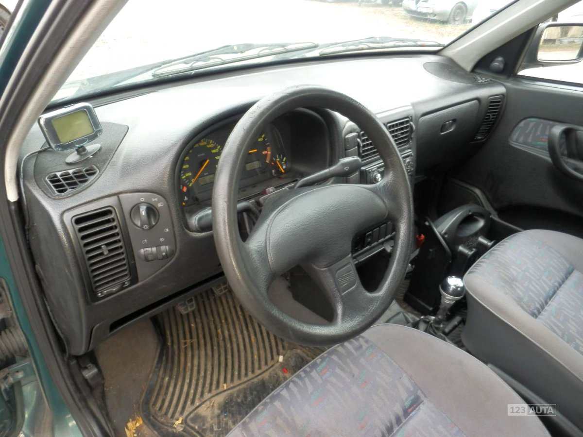 Seat Cordoba, 1998 - pohled č. 9