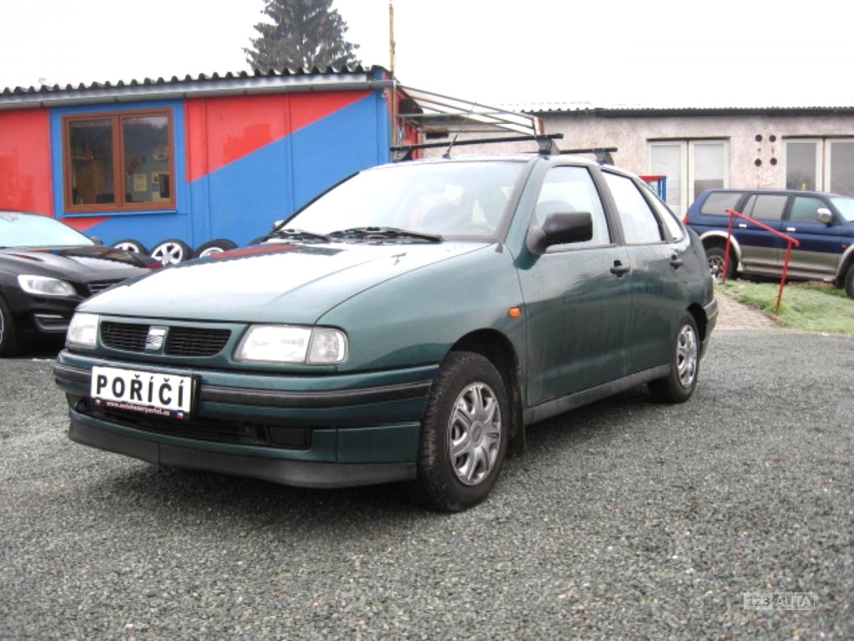 Seat Cordoba, 1995 - pohled č. 3