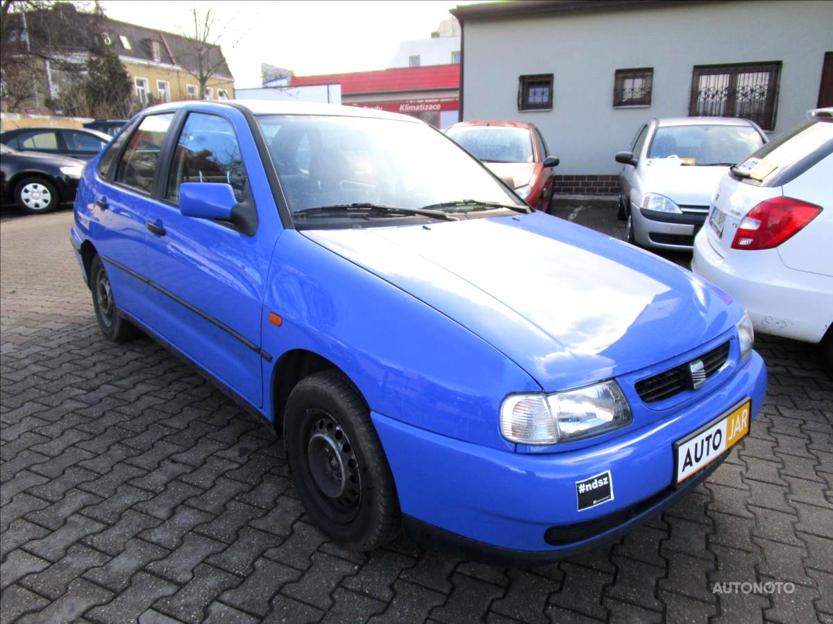 Seat Cordoba, 1998 - pohled č. 3