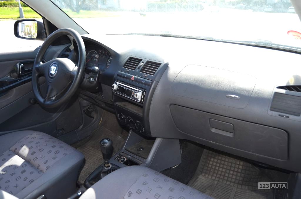 Seat Cordoba, 2002 - pohled č. 15