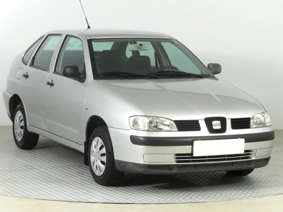 Seat Cordoba, 2001 - celkový pohled