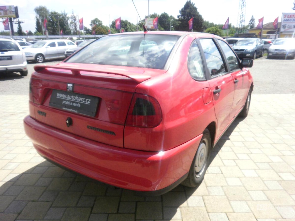 Seat Cordoba, 1997 - pohled č. 4