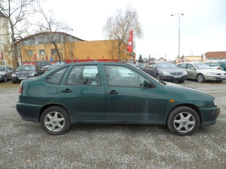 Seat Cordoba, 1998 - pohled č. 2