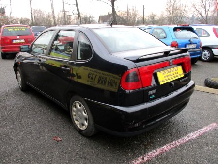 Seat Cordoba, 1997 - pohled č. 3