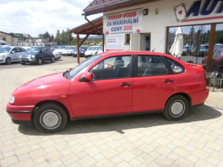 Seat Cordoba, 1997 - pohled č. 6
