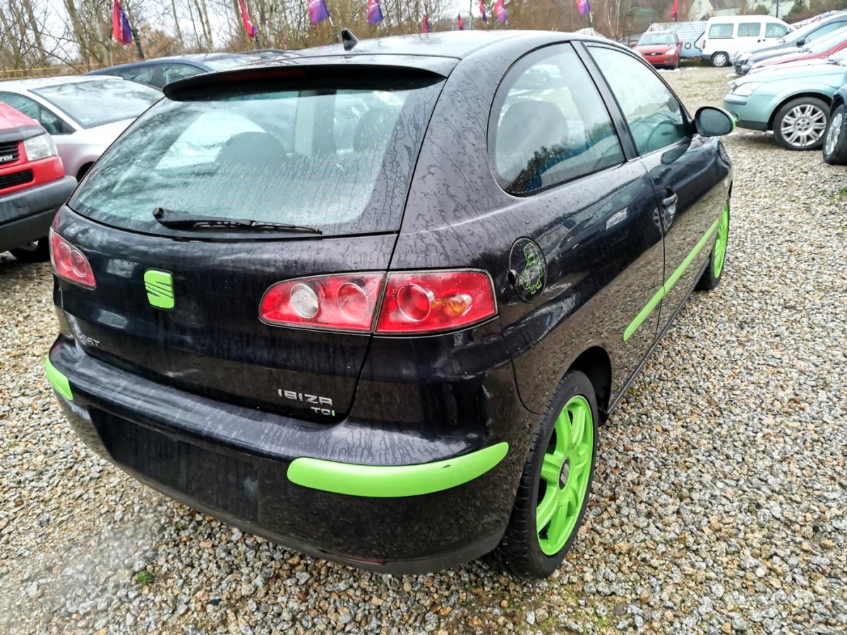 Seat Ibiza, 2005 - pohled č. 3